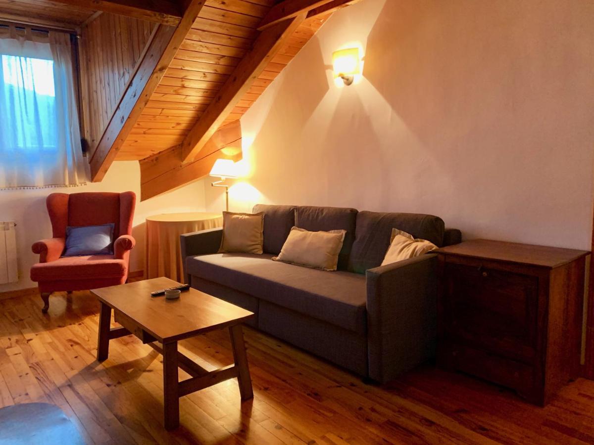 BPirineos-Estós Apartman Benasque Kültér fotó